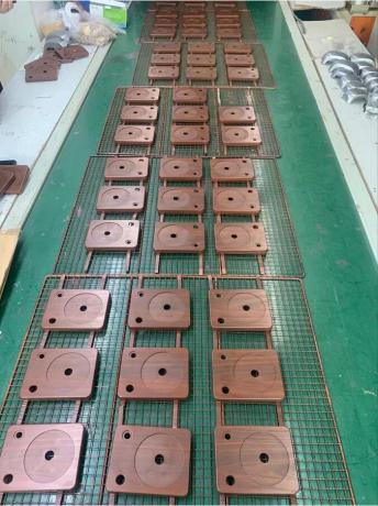 點(diǎn)擊查看原圖 塑膠木紋水轉(zhuǎn)印工廠.jpg